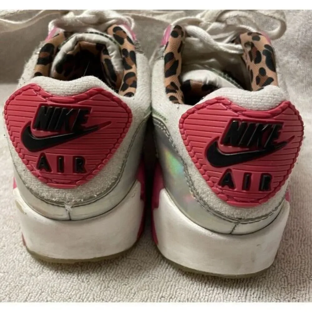 Nike Air Girl's Sneakers Size 5‎ Cheetah Print Inside
